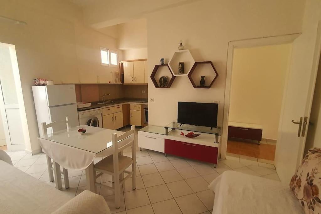 Rose'S Apartment Саранда Экстерьер фото