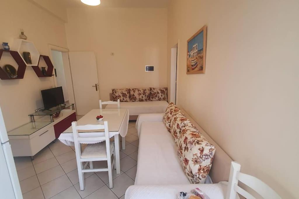 Rose'S Apartment Саранда Экстерьер фото